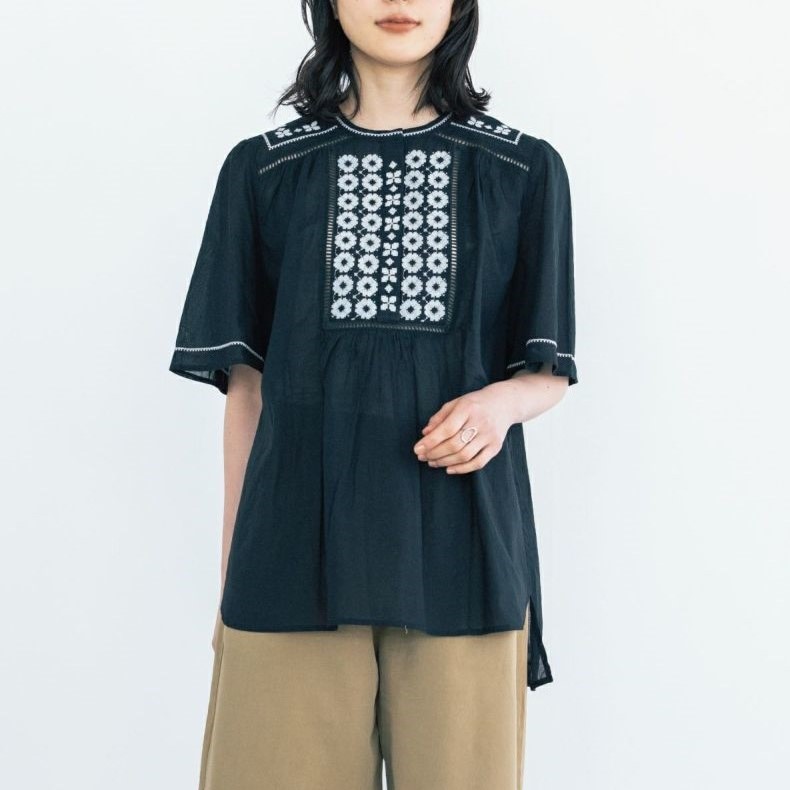 PONT DE CHALONS　クロスステッチ刺繍ブラウス /BK19